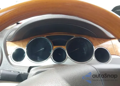 2011 Buick Enclave 1Xl z USA, uszkodzony, nr VIN 5GAKRBED6BJ411357